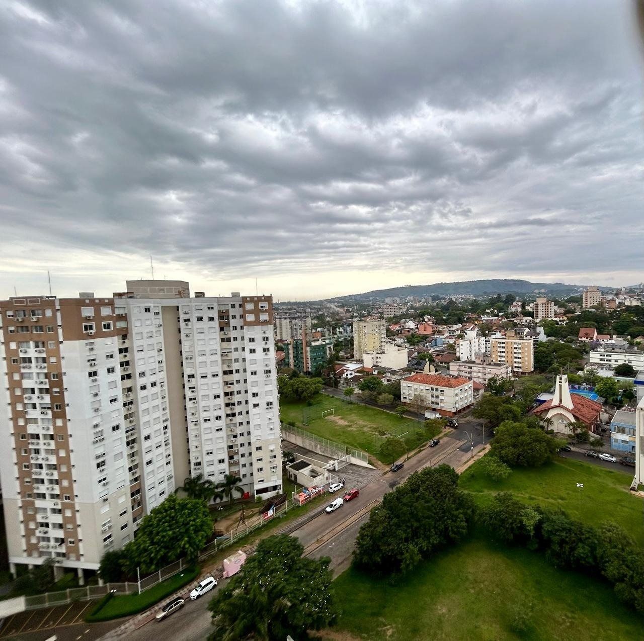 Apartamento com 3 dormitórios, suíte e 2 vagas — foto 13