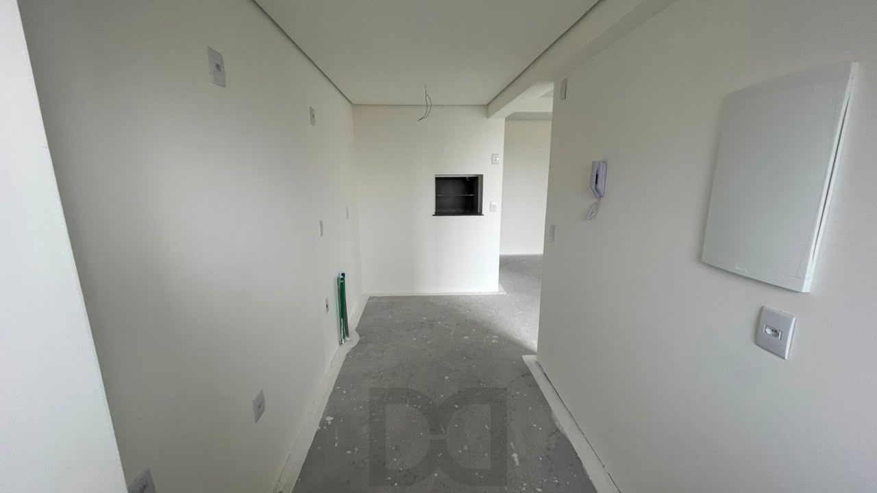 Apartamento à venda com 3 quartos sendo 1 suíte, com 2 vagas, no bairro Petrópolis — foto 6