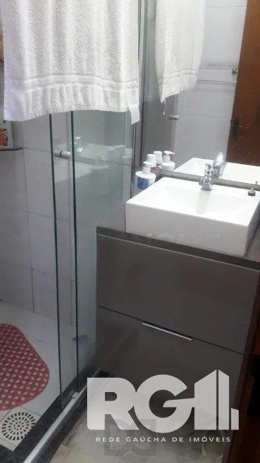 Casa residencial com 3 dormitórios 90m² privativos, e 2 vagas à venda no bairro Parque Santa Fé em Porto Alegre — foto 15