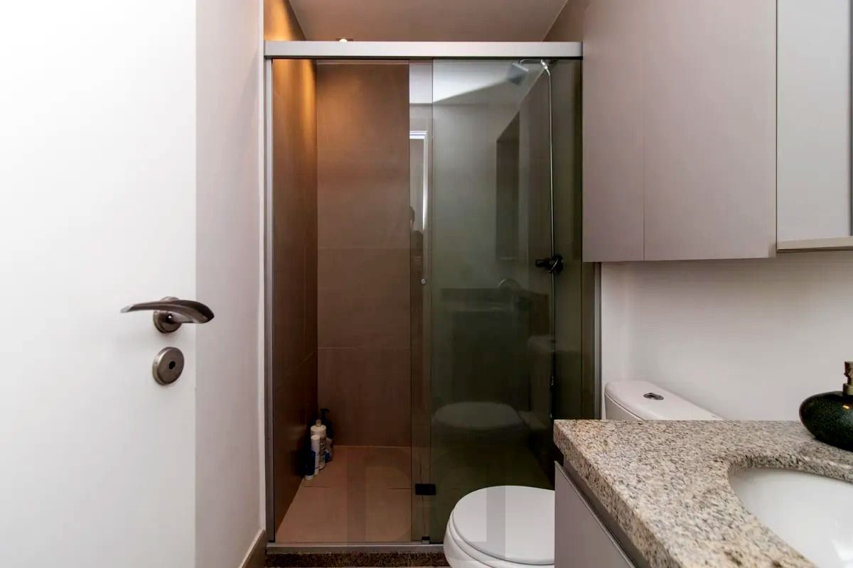 Apartamento, 2 Quartos Semimobiliado, churrasqueira, 1 vaga - Menino Deus — foto 17
