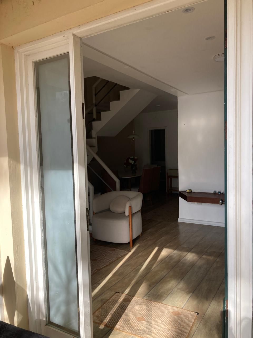 Casa em Condomínio com 247m² - 3 Suítes - Bairro Ipanema — foto 2