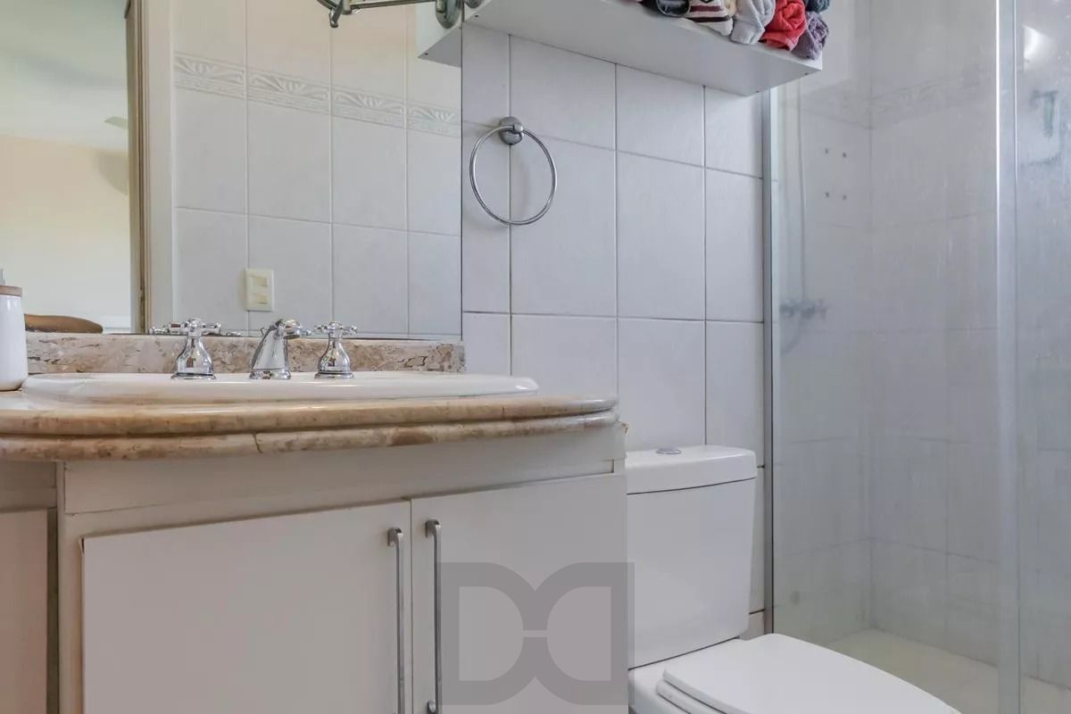 Casa em condomínio com 3 dormitórios, suíte e 2 vagas — foto 15