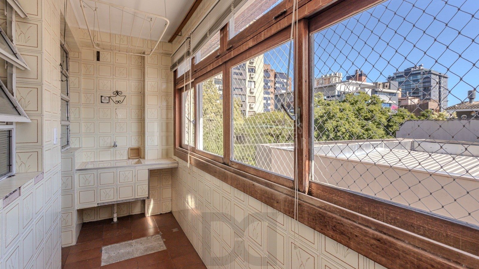 Apartamento semimobiliado de 140 m² privativos no bairro Mont'Serrat — foto 18