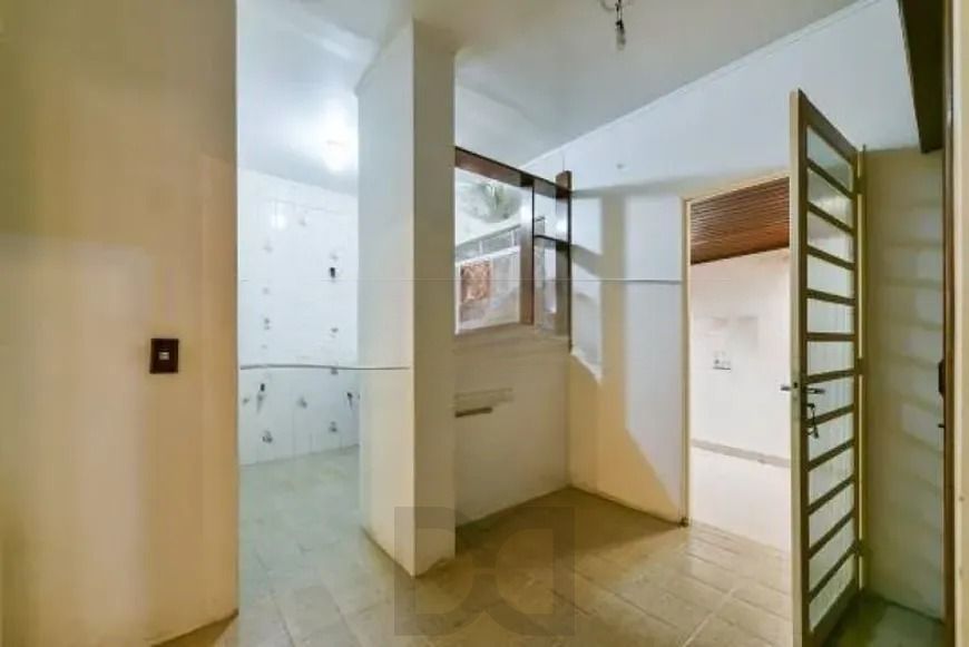 Casa térrea com piscina, jardim e 3 dormitórios Jardim Botanico — foto 8