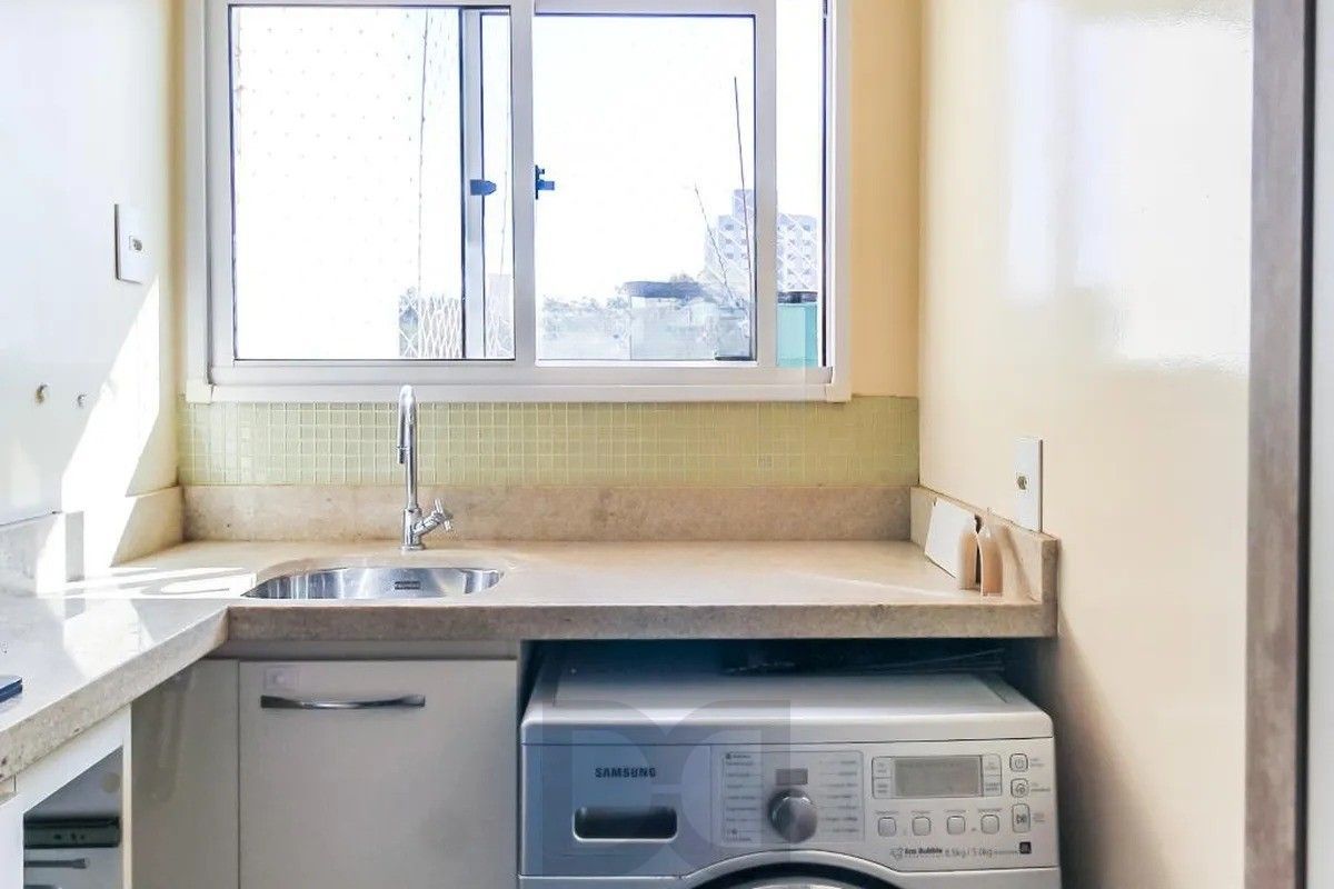 Apartamento semimobiliado com lazer completo no Alto Petrópolis — foto 12