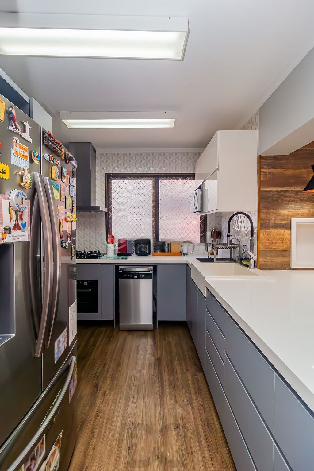 Apartamento de 3 dormitórios com suíte e vaga dupla no Passo da Areia — foto 5