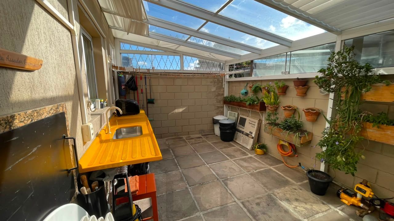 Casa 4 dorms com energia solar em condomínio — foto 6