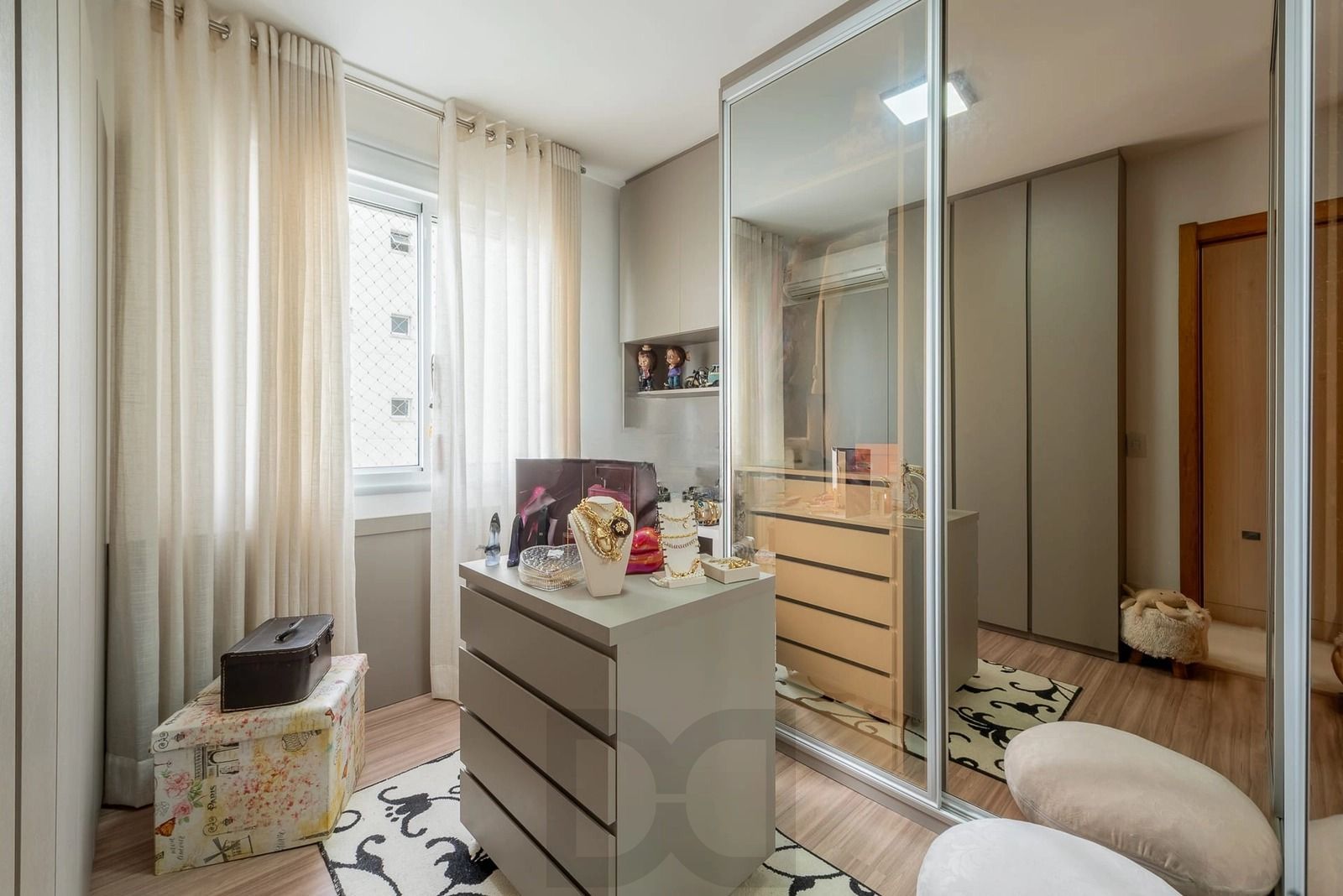 Apartamento mobiliado com 3 dormitórios churrasqueira e 2 vagas no Passo d’Areia — foto 21