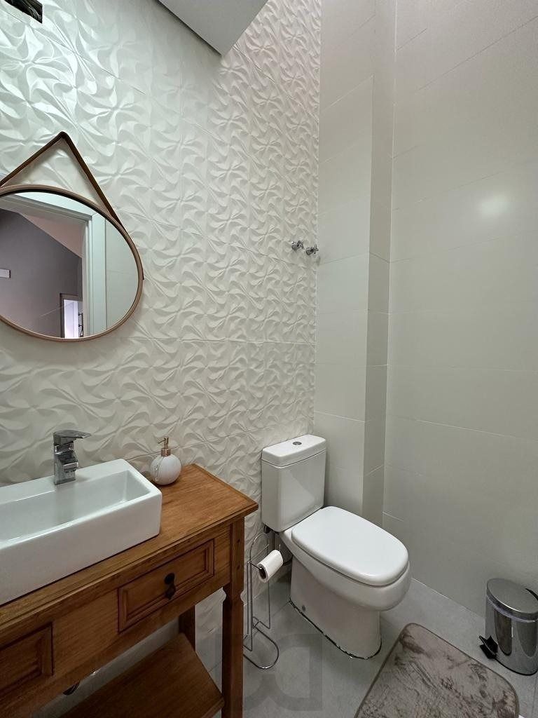 Casa em condomínio com 3 dormitórios, suíte master, espaço gourmet com piscina. — foto 10
