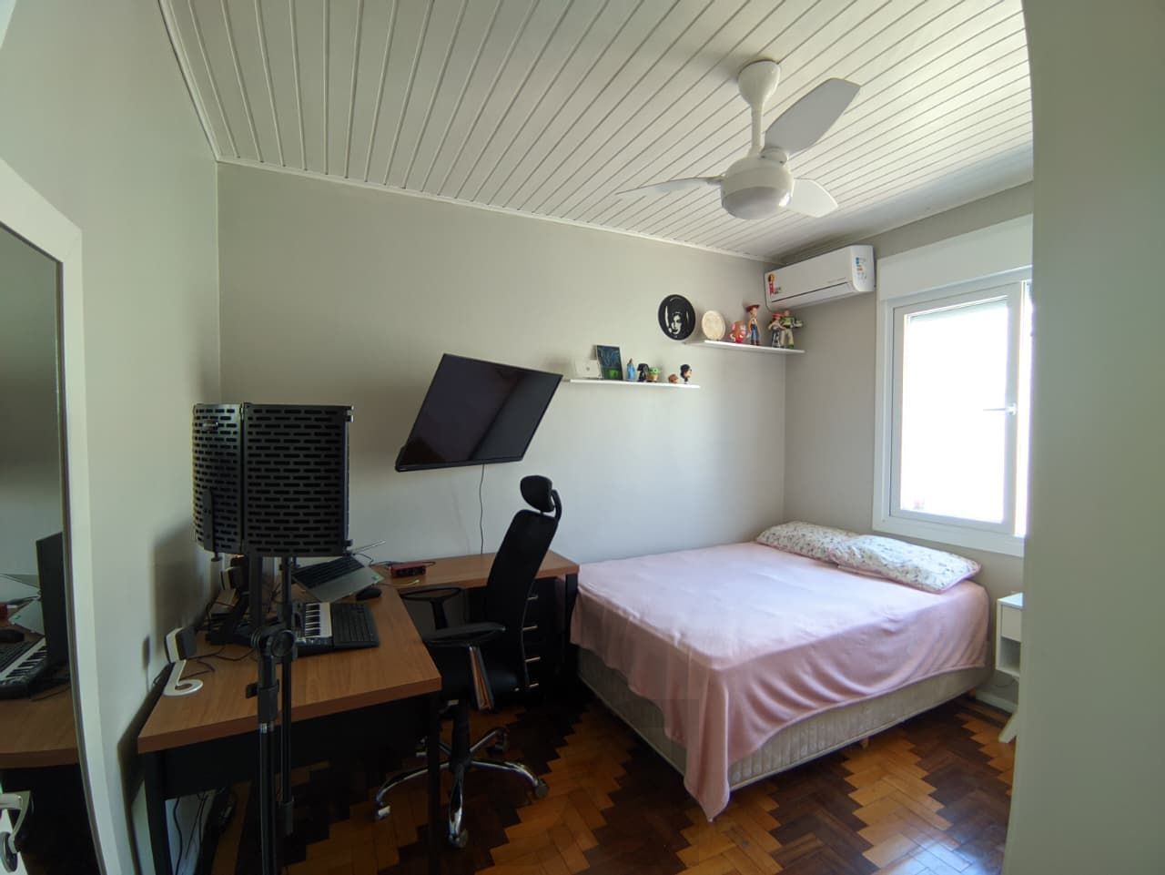 Casa desocupada 3 Dormitórios, churrasqueira, sotão no Bairro Auxiliadora — foto 21