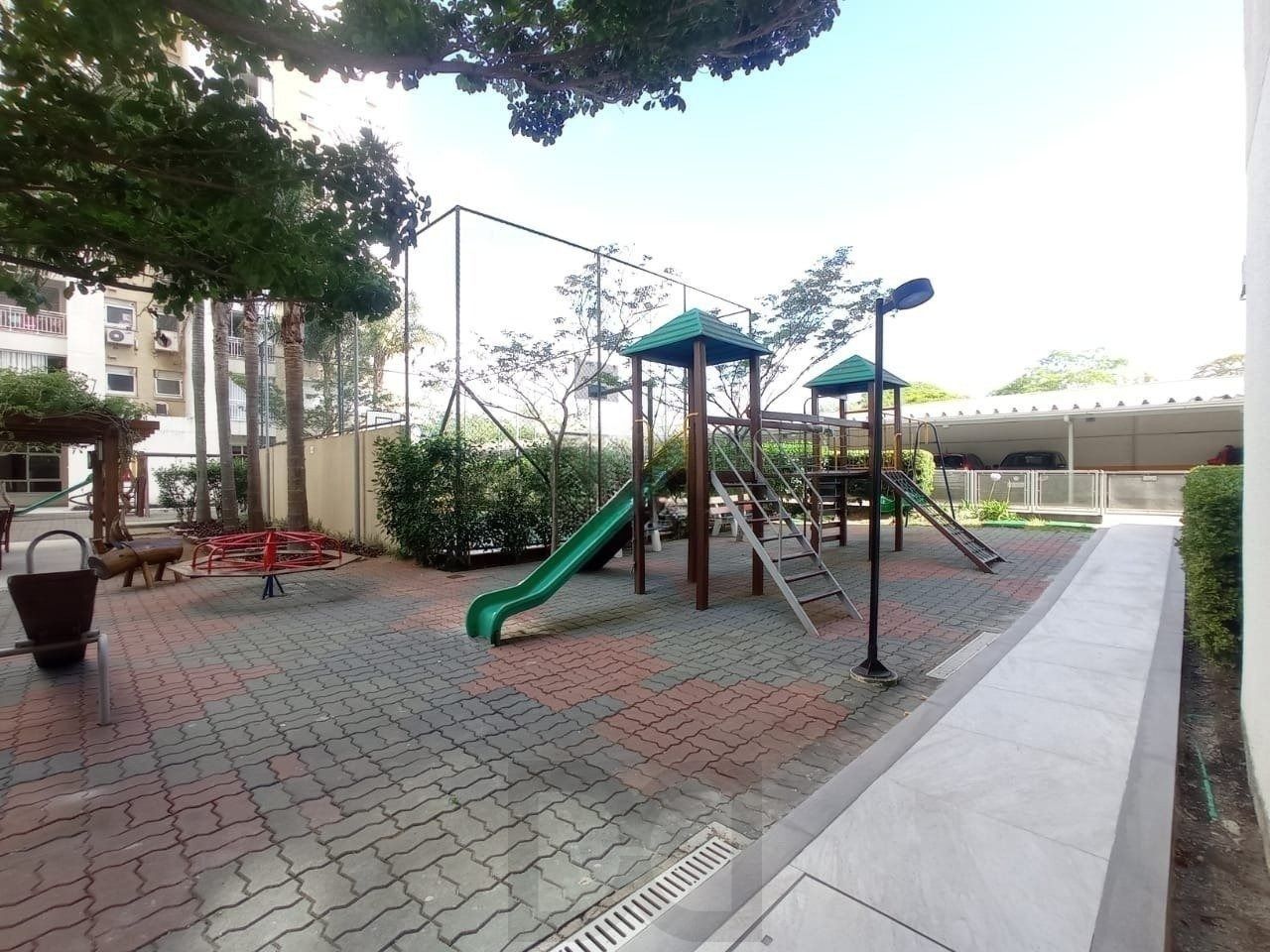 Apartamento com 3 dormitórios, suíte e 2 vagas — foto 20