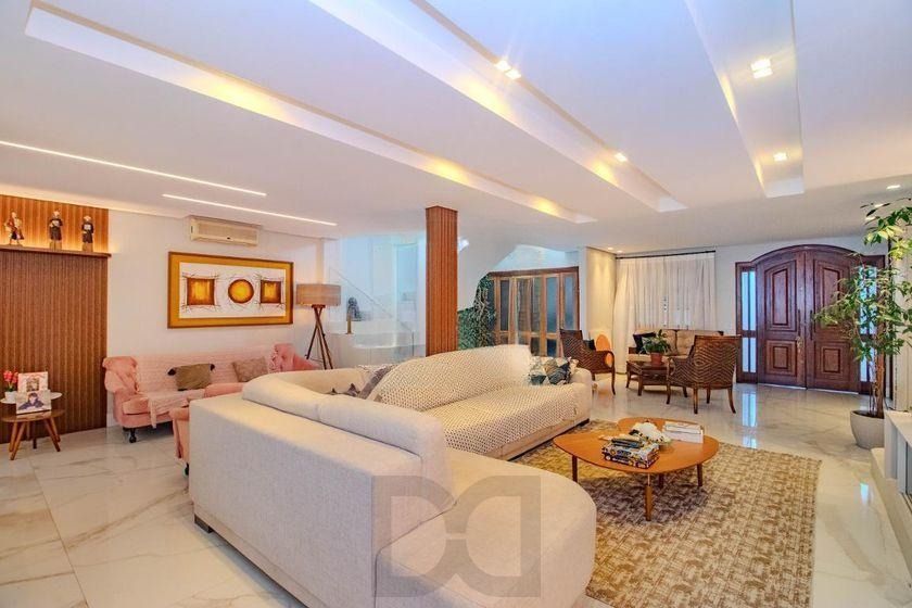 Casa com 3 dormitórios, suíte master, espaço gourmet e 4 vagas. — foto 1