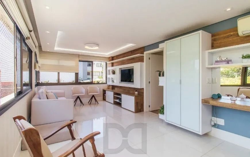 Apartamento 3 dormitórios - 1 suíte, 96m², 2 vagas — foto 2