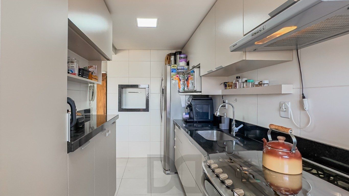 Apartamento reformado com churrasqueira e 2 vagas — foto 8