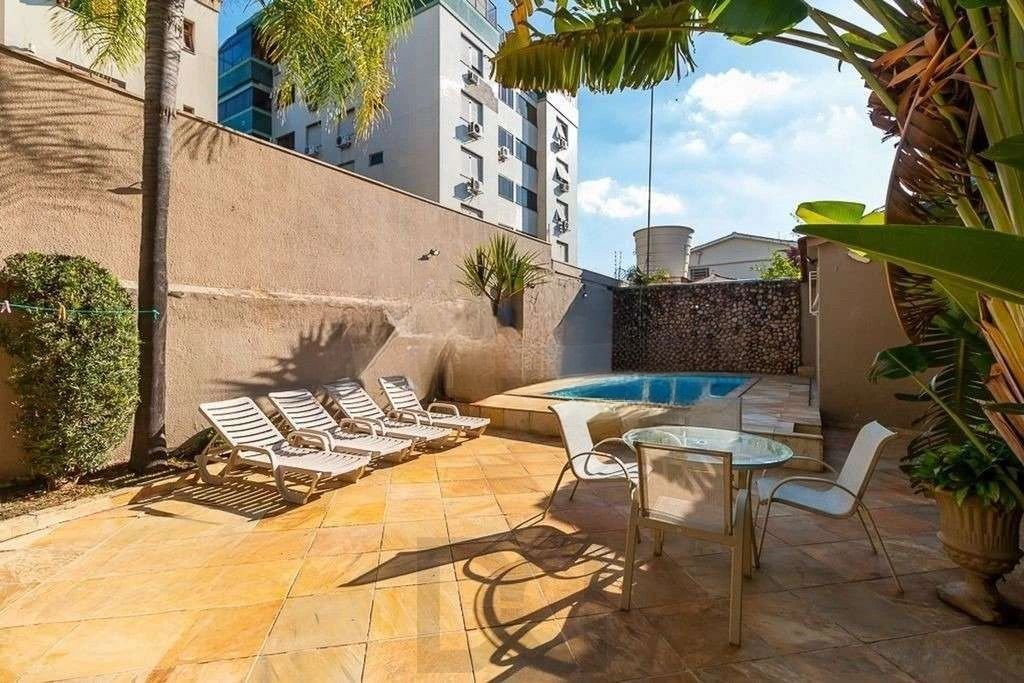 Belíssima casa com piscina, 5 dormitórios e 5 vagas no Jardim Lindóia — foto 14