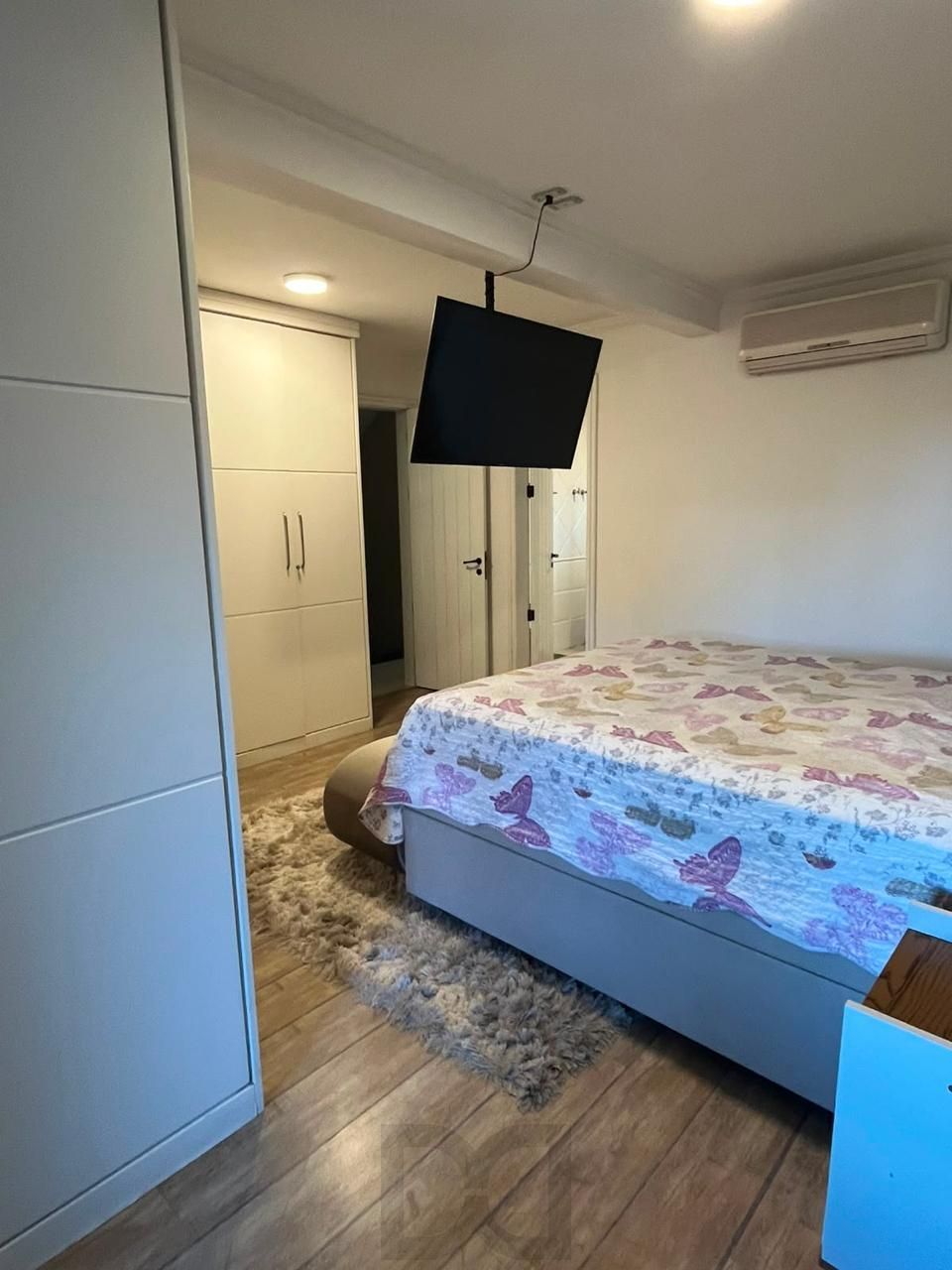 Casa em Condomínio com 247m² - 3 Suítes - Bairro Ipanema — foto 17