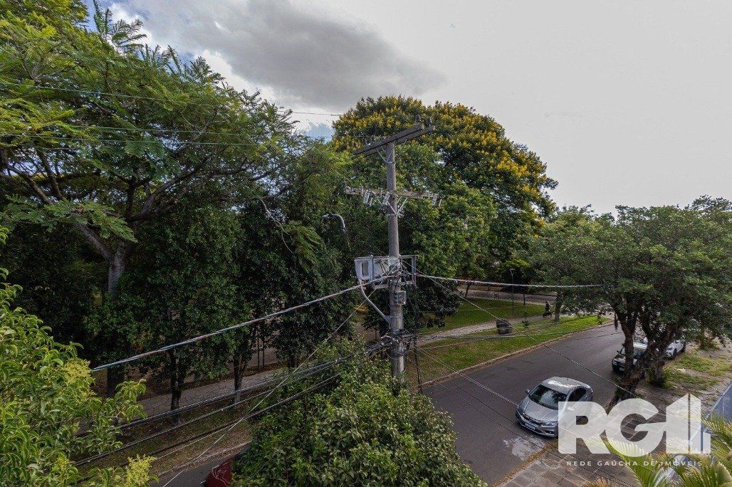 Cobertura desocupada com 3 Quartos e Área Gourmet em Porto Alegre — foto 13
