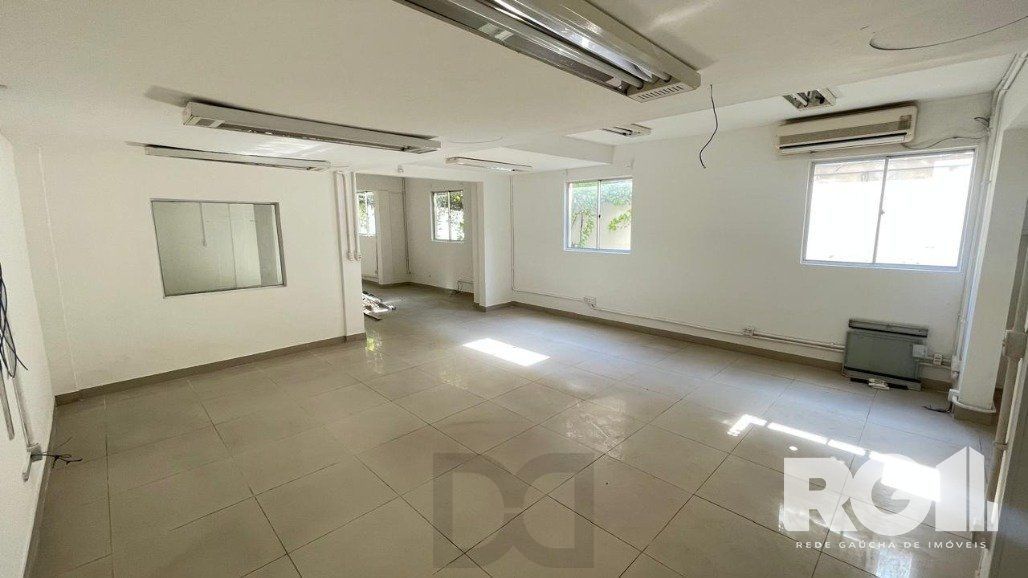 Prédio Comercial Imponente com 1.200m² na Zona Norte de Porto Alegre — foto 7