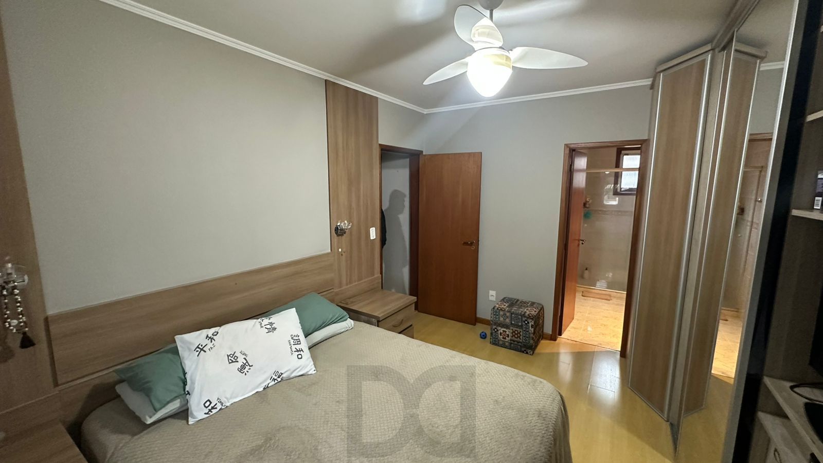 Apartamento 3 dormitórios com suíte e sacada no Jardim Lindóia — foto 13