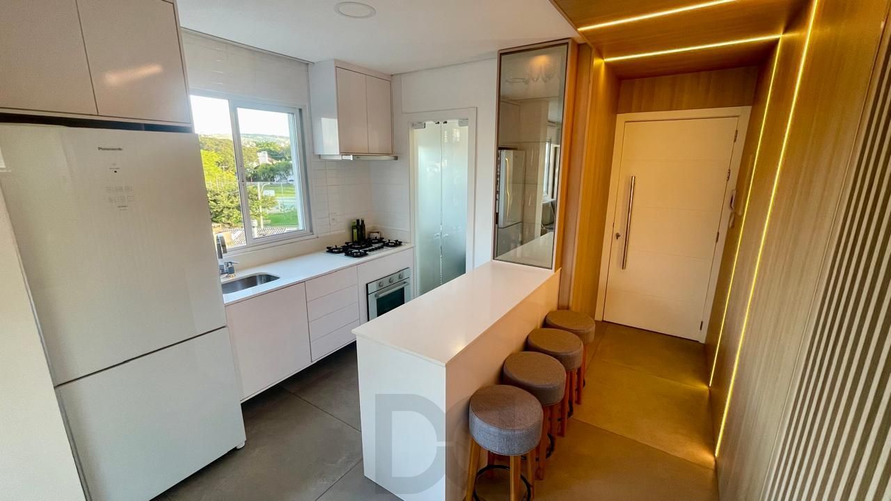 Apartamento 2 Dorm Mobiliado com Vaga e Elevador — foto 8