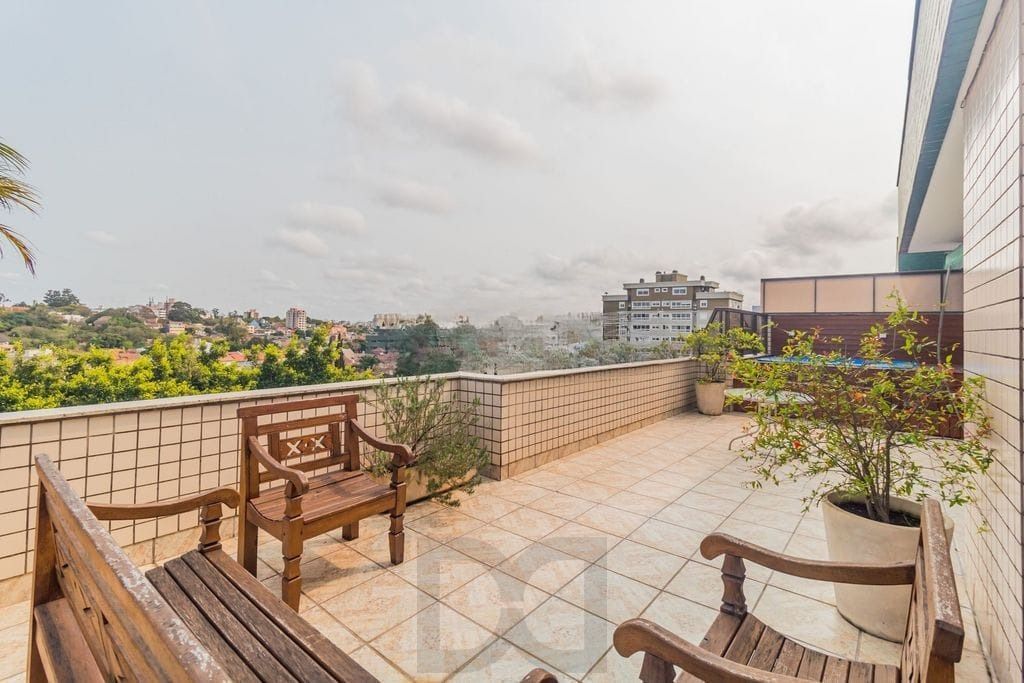 Cobertura com piscina, 3 quartos, 232² privativos elevador - Jardim Planalto — foto 6