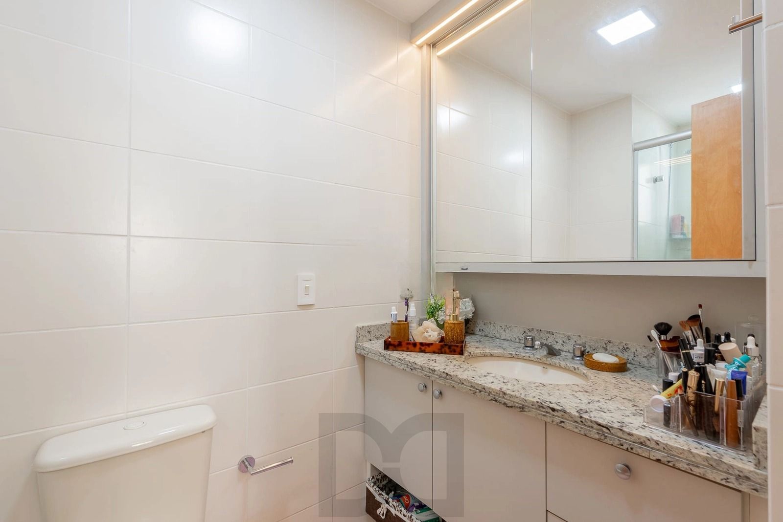 Apartamento mobiliado com 3 dormitórios churrasqueira e 2 vagas no Passo d’Areia — foto 18