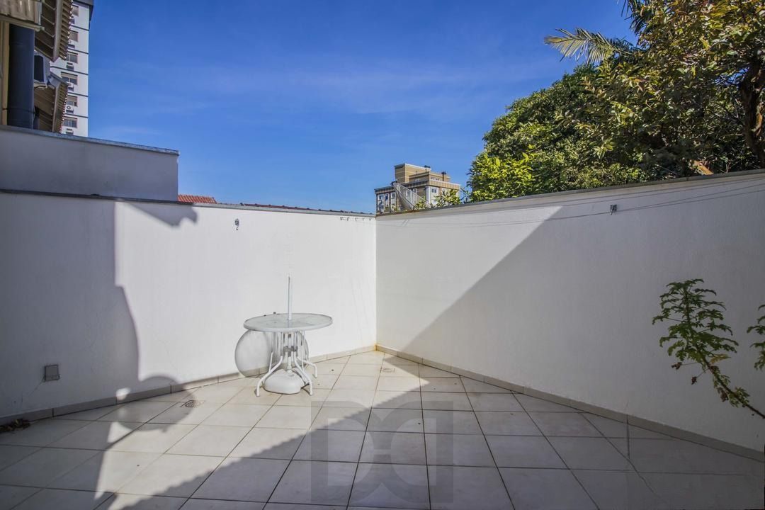 Casa em condomínio com pátio e suíte – Jardim São Pedro, POA — foto 4