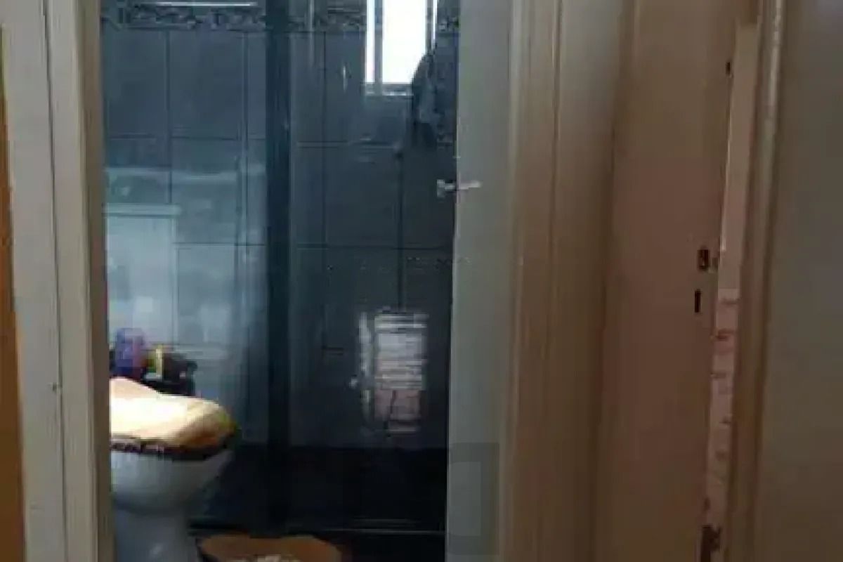 Apartamento com 2 dormitórios semimobiliado. — foto 10