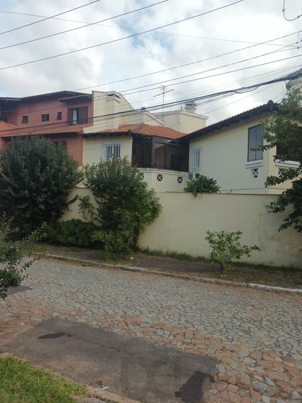 Casa de esquina com 6 dormitórios, 430m², piscina, 4 vagas — foto 35