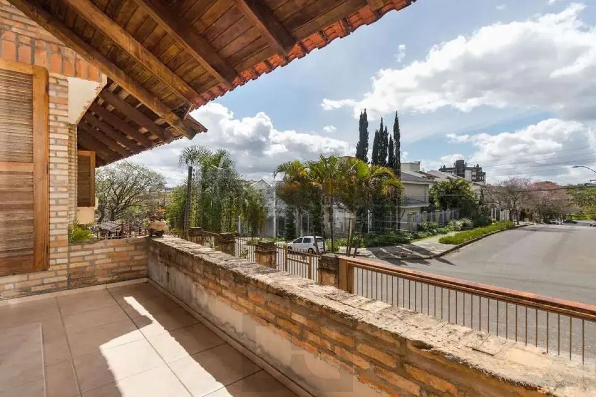 Casa térrea com 5 dormitórios, 2 suítes, 3 vagas. — foto 6
