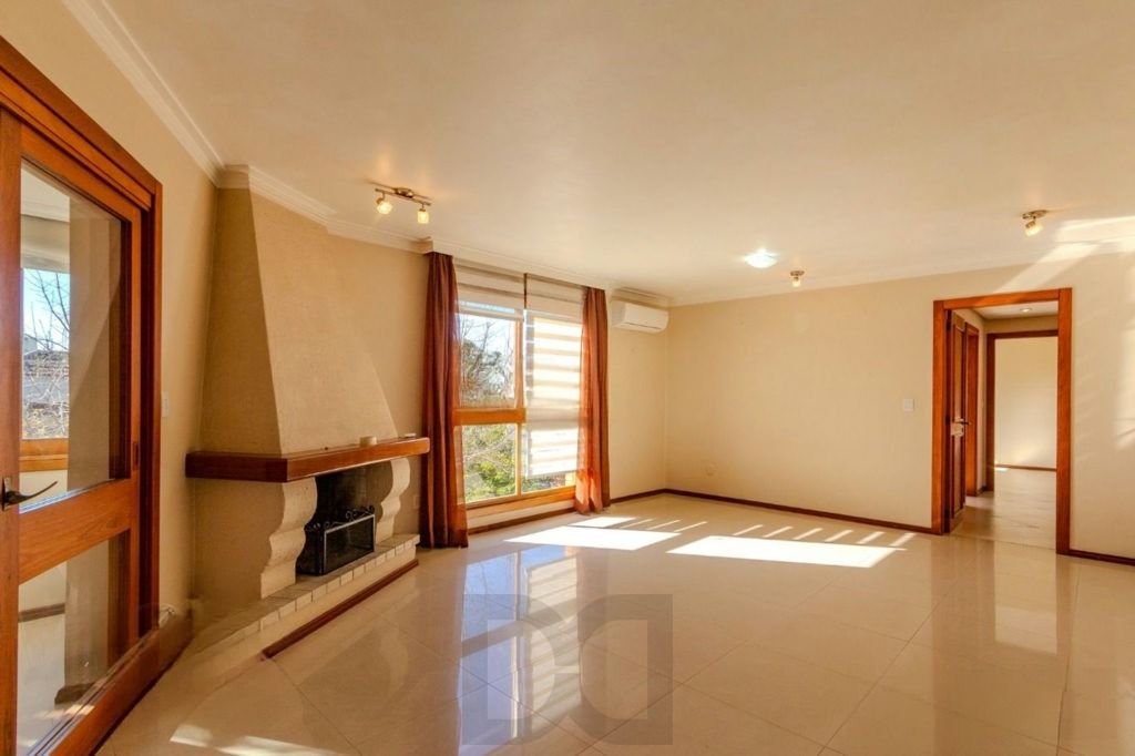Apartamento com Lareira e Churrasqueira Próximo à Sogipa — foto 1
