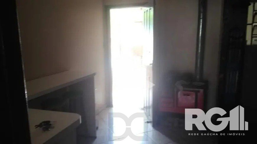 Casa Ampla com Piscina e 4 Dormitórios no Rubem Berta — foto 8