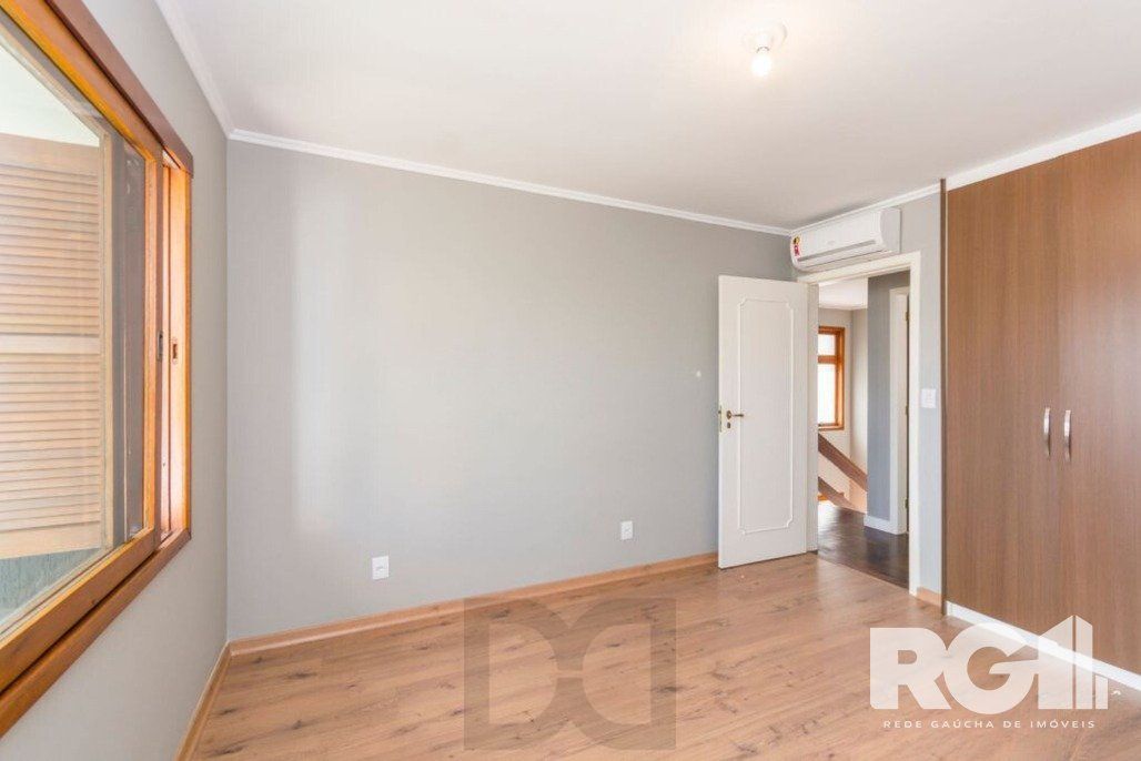 Casa com piscina, 3 dormitórios, 258m² privativos, no Jardim Itu. — foto 23