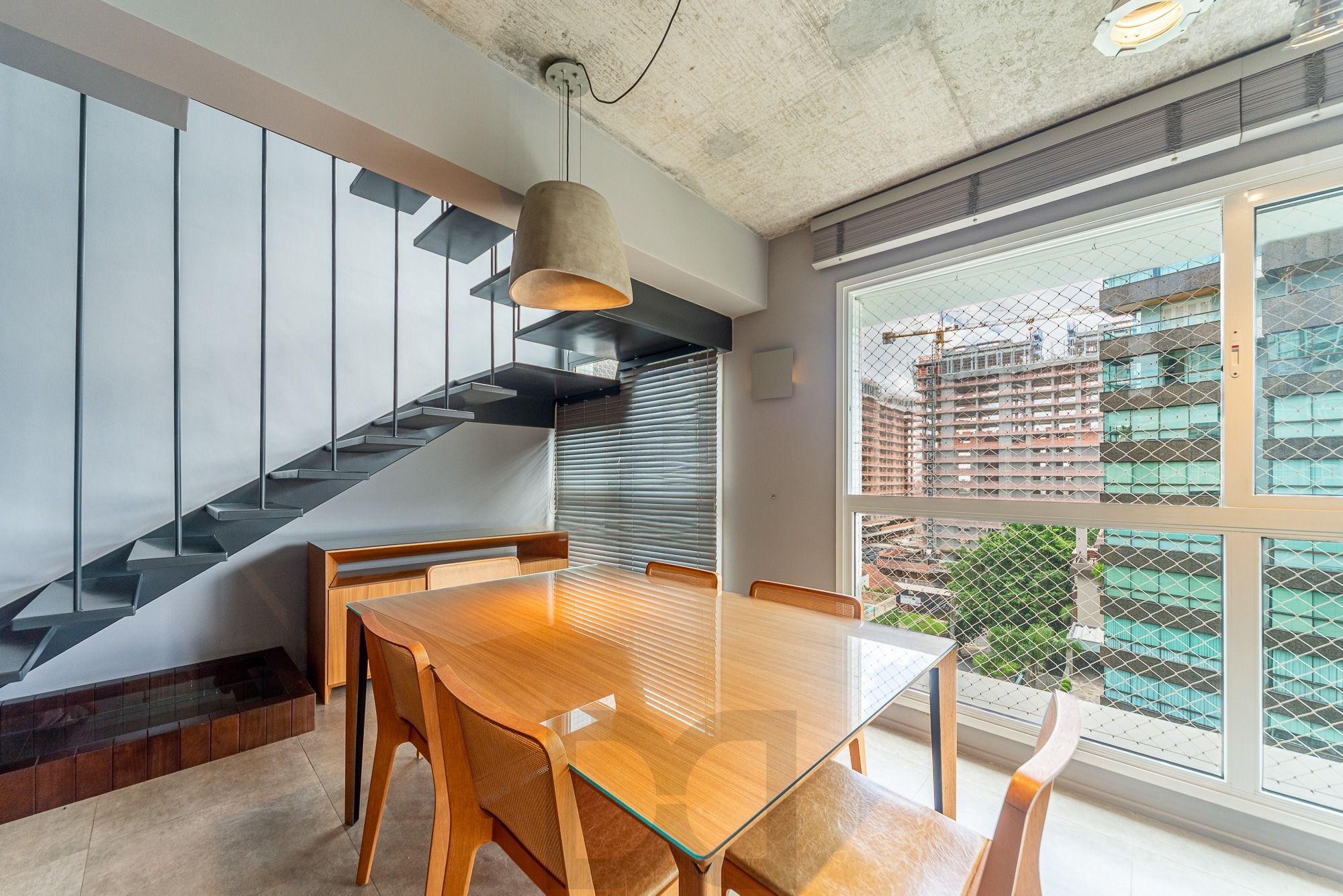Apartamento Duplex Semimobiliado com 2 Suítes no Petrópolis — foto 6