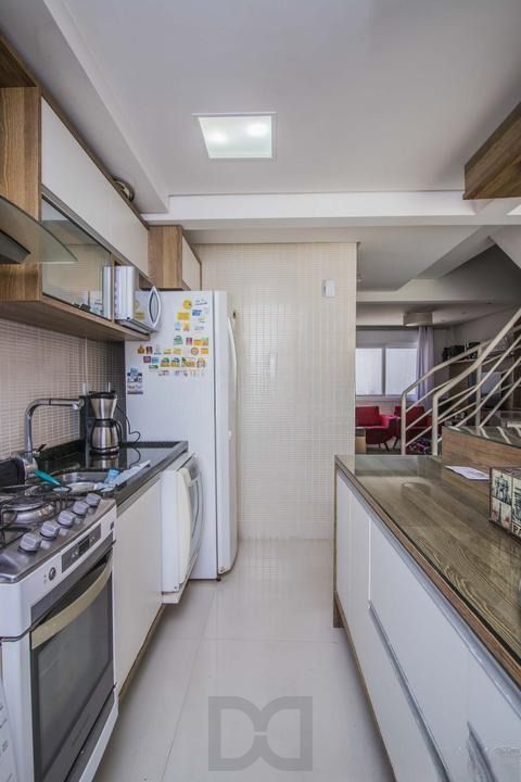 Casa em condomínio com pátio e suíte – Jardim São Pedro, POA — foto 9