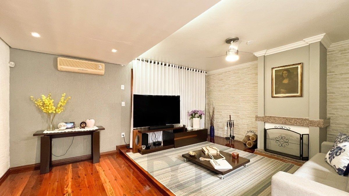 Casa com pátio gourmet e aquecimento solar — foto 1