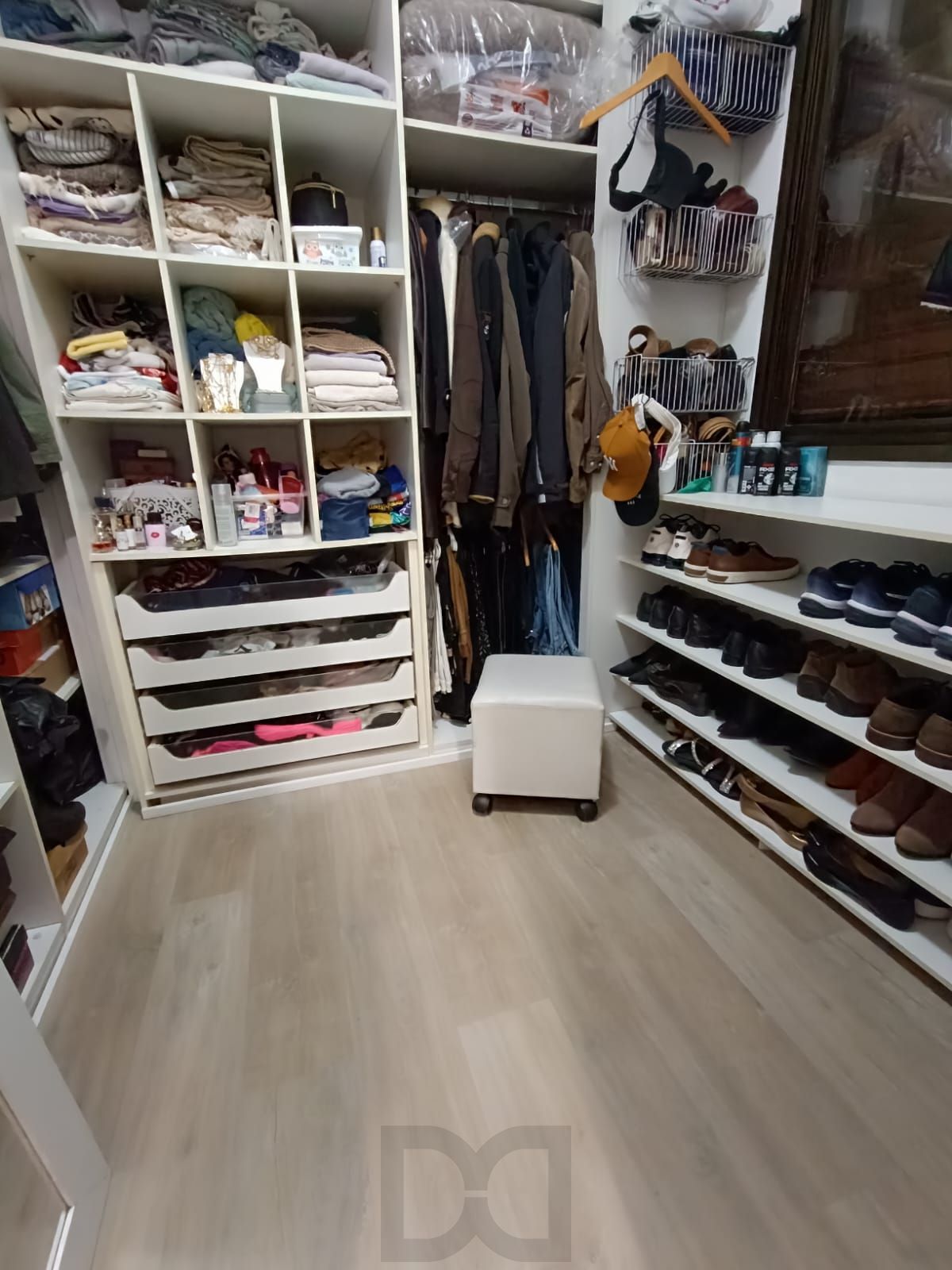 Apartamento semimobiliado com 67,37 m² de área privativa com 3 dormitórios — foto 16