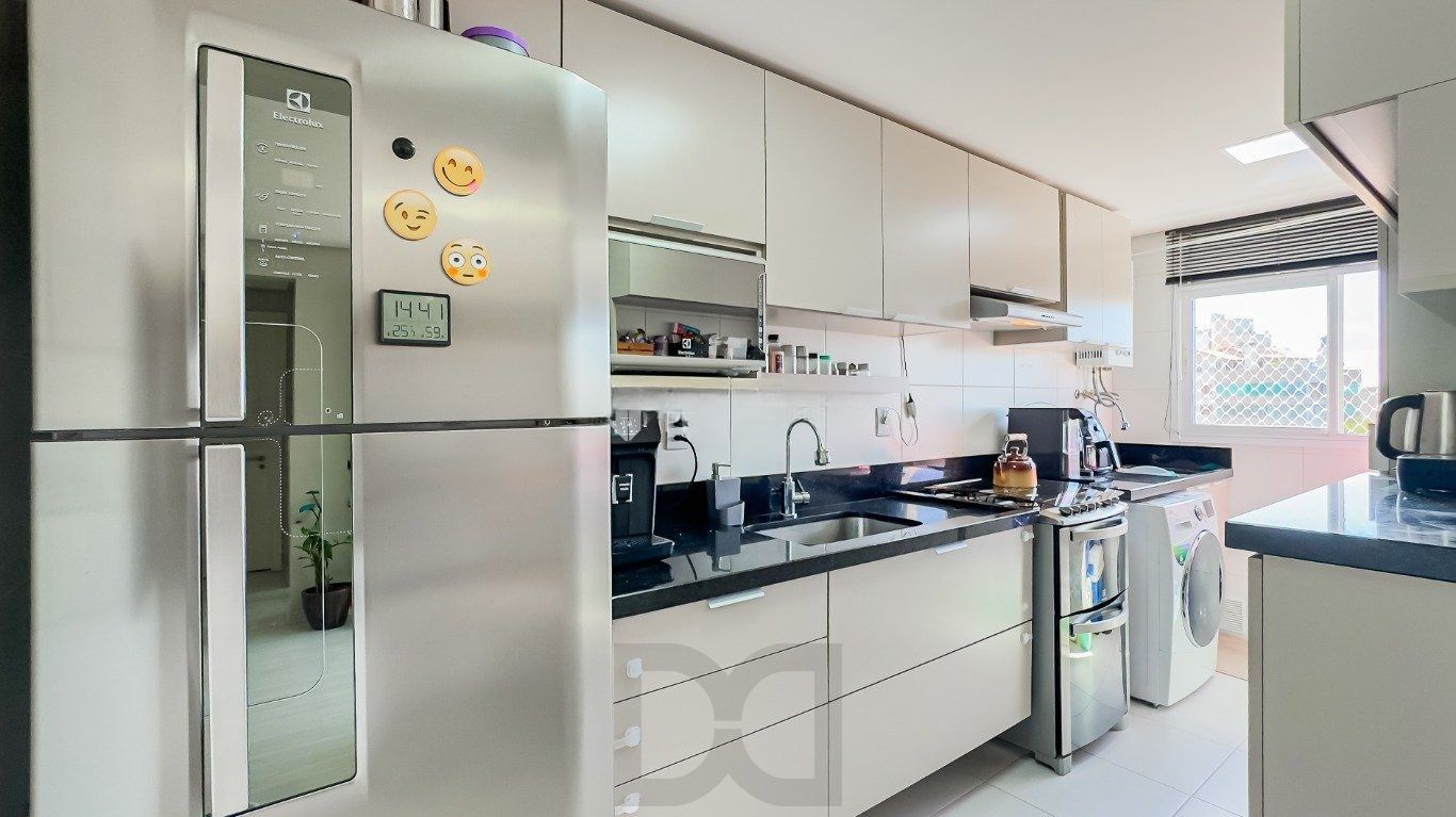 Apartamento reformado com churrasqueira e 2 vagas — foto 7