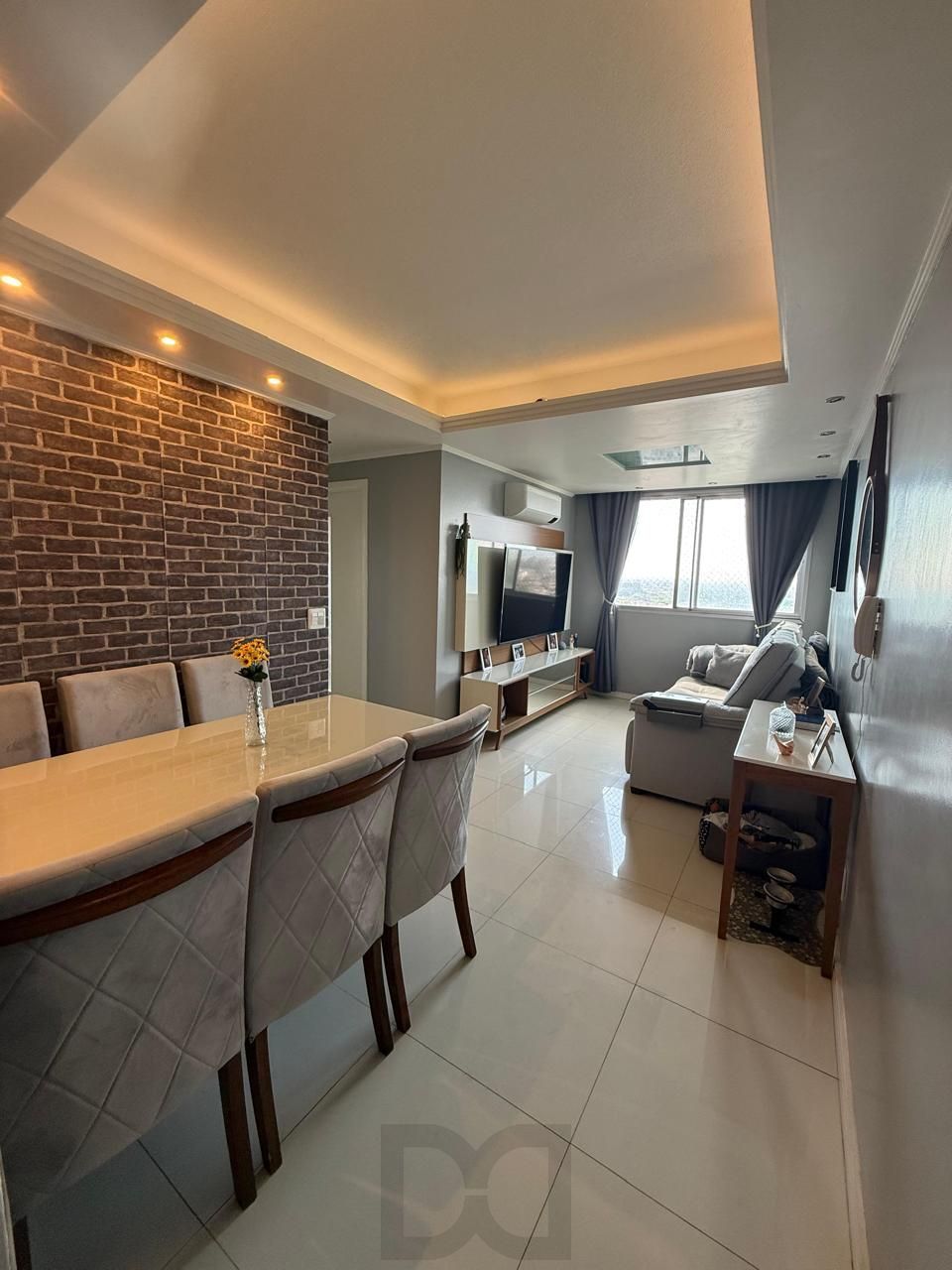 Apartamento 2 Dormitórios em Andar Alto com Infraestrutura Completa — foto 2