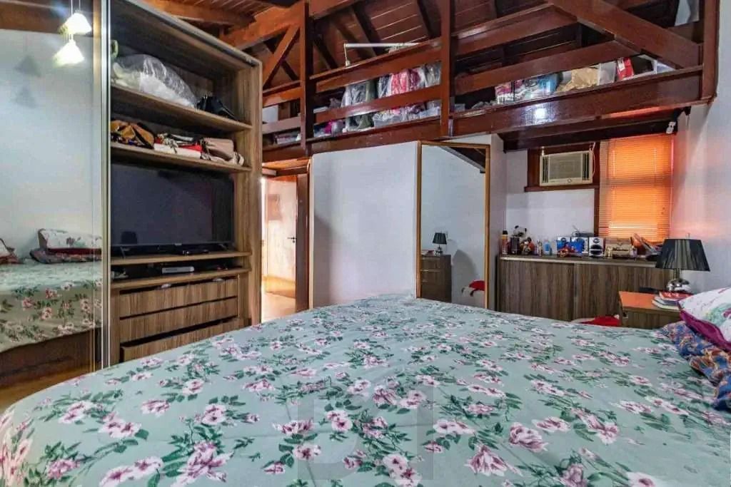 Casa com 4 dormitórios, suíte, piscina e 4 vagas. — foto 24