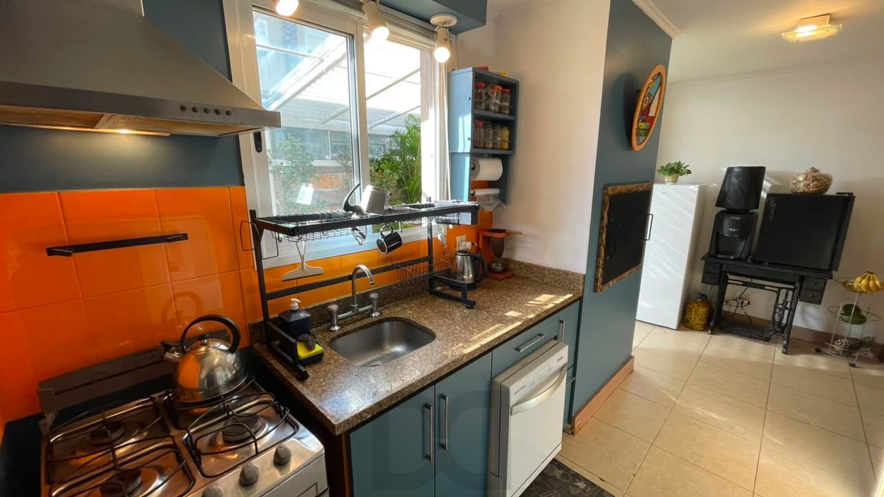 Casa 4 dorms com energia solar em condomínio — foto 5