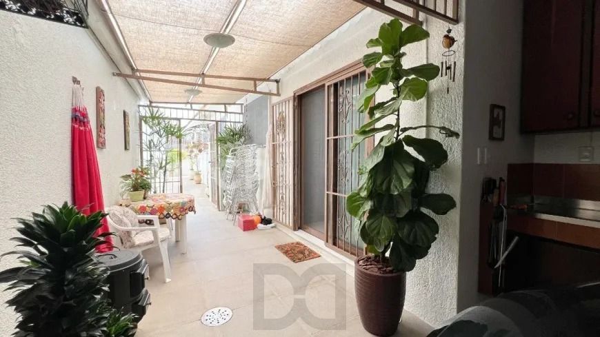 Casa com 3 Dormitórios, Suíte e Garagem para 4 Carros no São Sebastião — foto 24