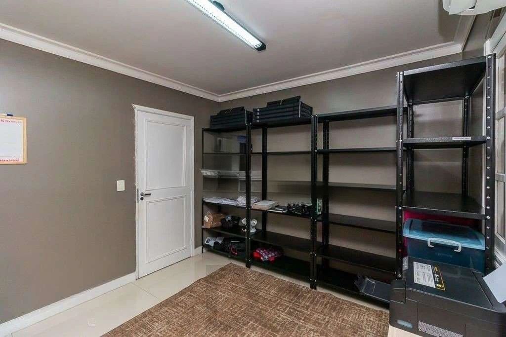 Belíssima casa com piscina, 5 dormitórios e 5 vagas no Jardim Lindóia — foto 21