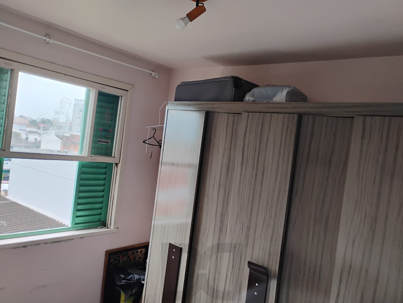 Apartamento 2 dormitórios, 67m², amplo e bem localizado na Av. Assis Brasil — foto 8