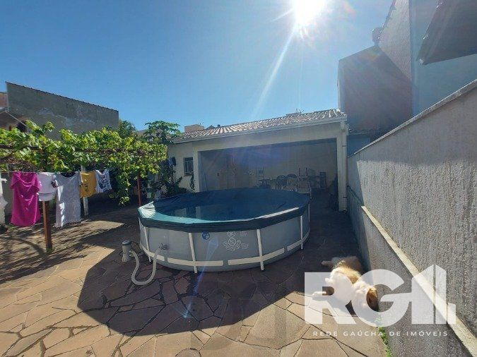 Ampla casa com 3 Dormitórios 293m² e Pátio amplo Próximo a Adda Mascarenhas — foto 40