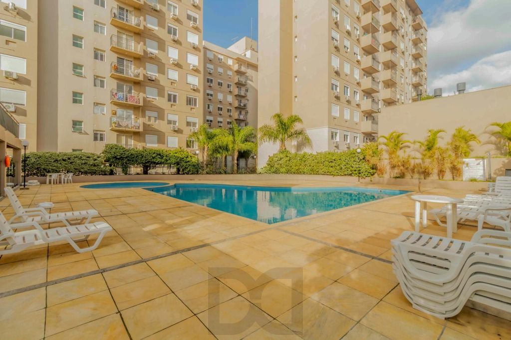 Apartamento 3 Dormitórios com Suíte, Sacada e Vaga Coberta — foto 16