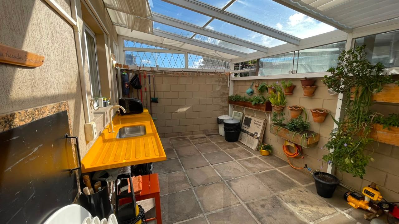 Casa 4 dorms com energia solar em condomínio — foto 9
