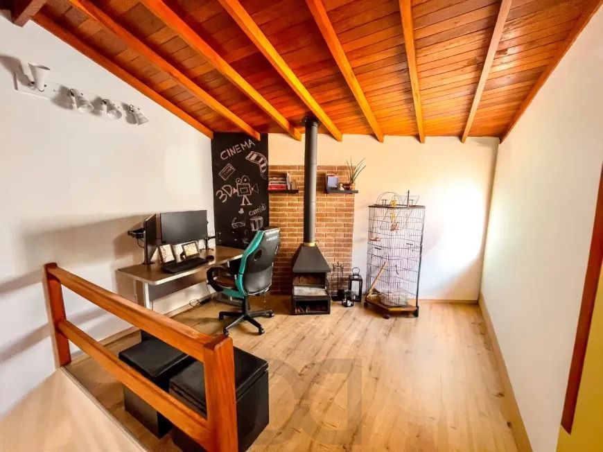 Casa Reformada em Condomínio com Suíte e Espaço Versátil Avenida Ecoville — foto 16