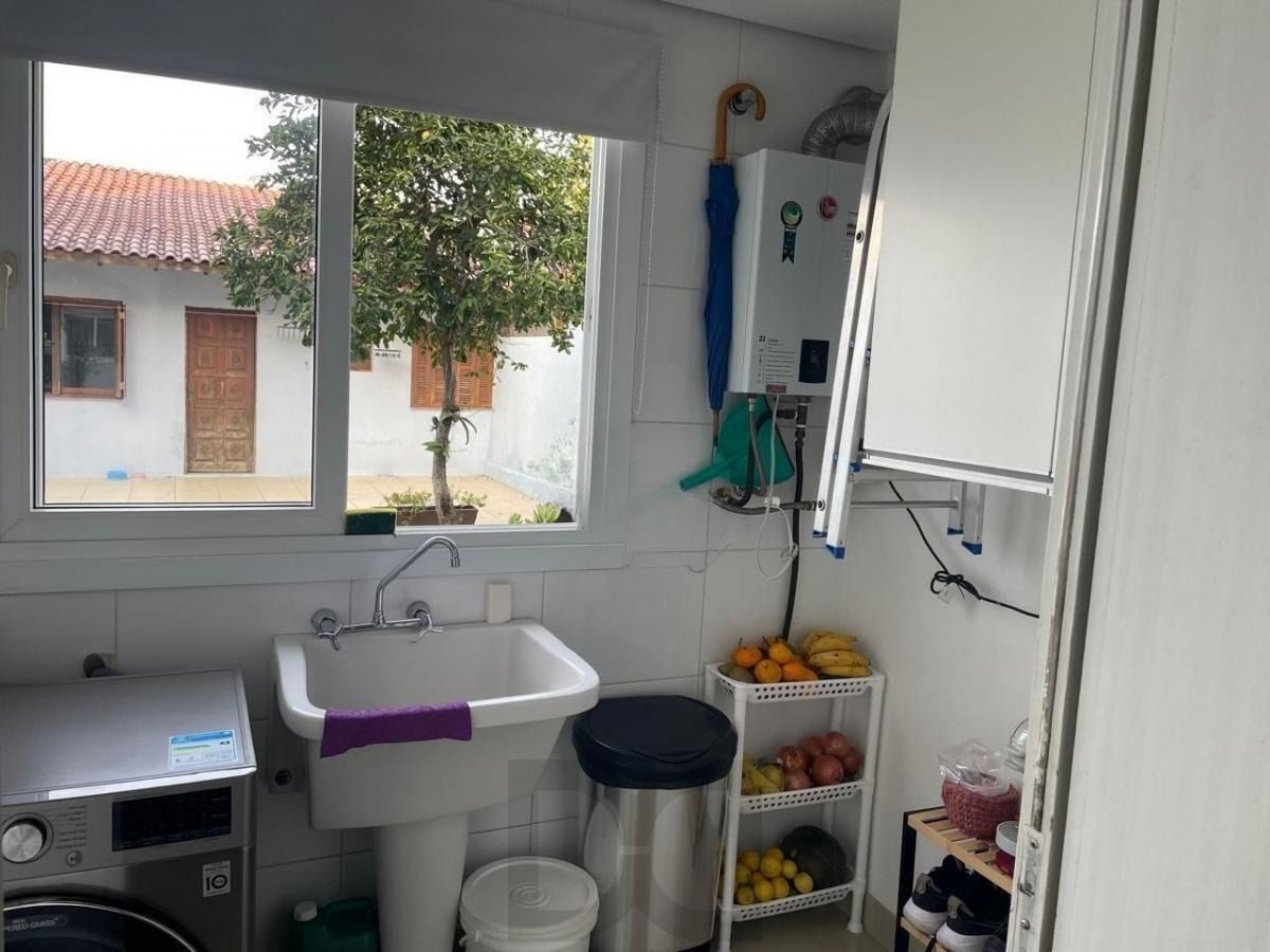 Casa com 3 dormitórios, suíte, lavabo, espaço gourmet com churrasqueira. — foto 22