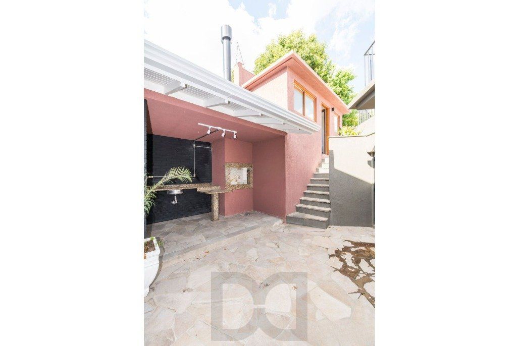 Casa com piscina, 3 dormitórios, 258m² privativos, no Jardim Itu. — foto 25